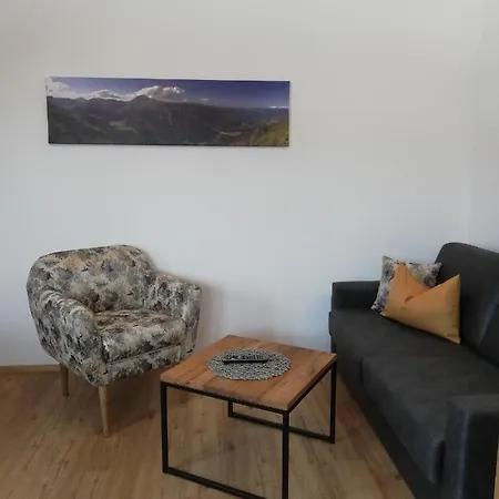 Lägenhet Anton Kuenzler