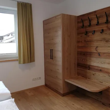 Anton Kuenzler Lägenhet *