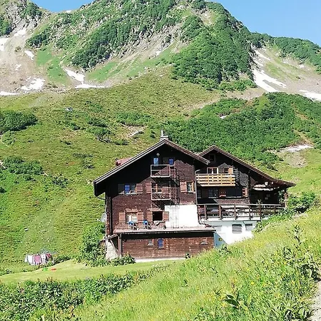 Anton Kuenzler Lägenhet Riezlern