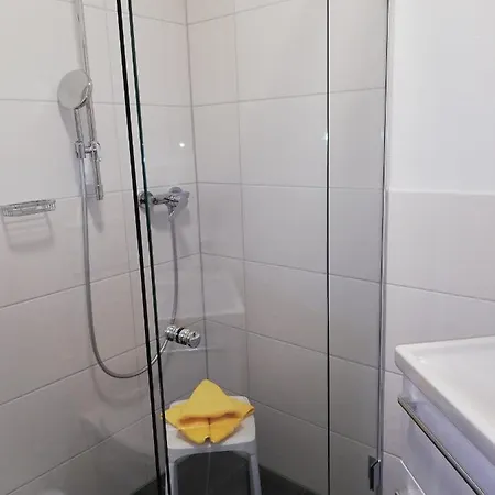 Lägenhet Anton Kuenzler